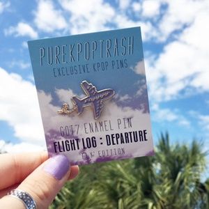 NWT KPOP GOT7 'Flight Log' Lapel Enamel Pin